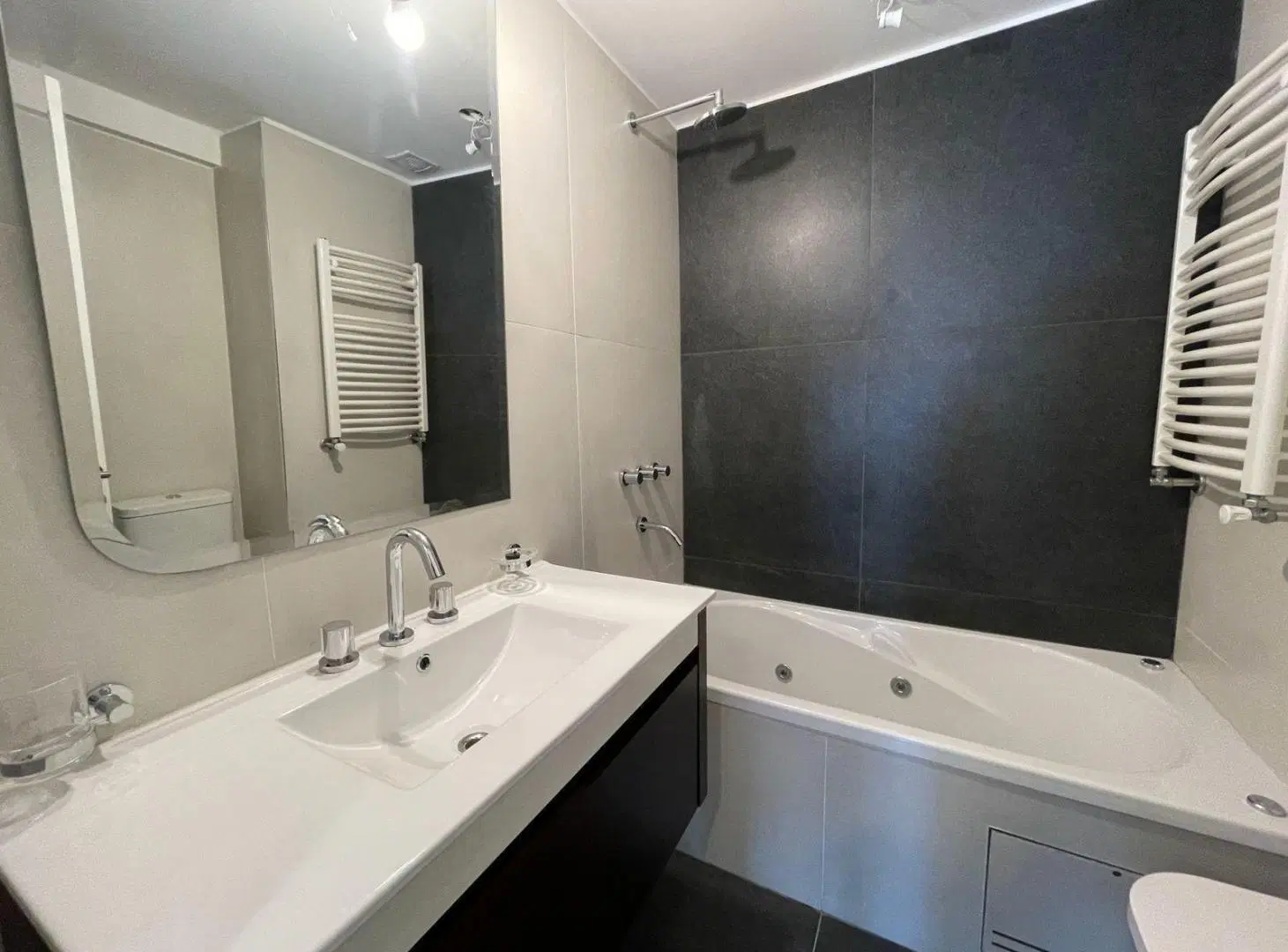Venta Departamento 2 Dormitorios Piso Exclusivo - Barrio Martin 8
