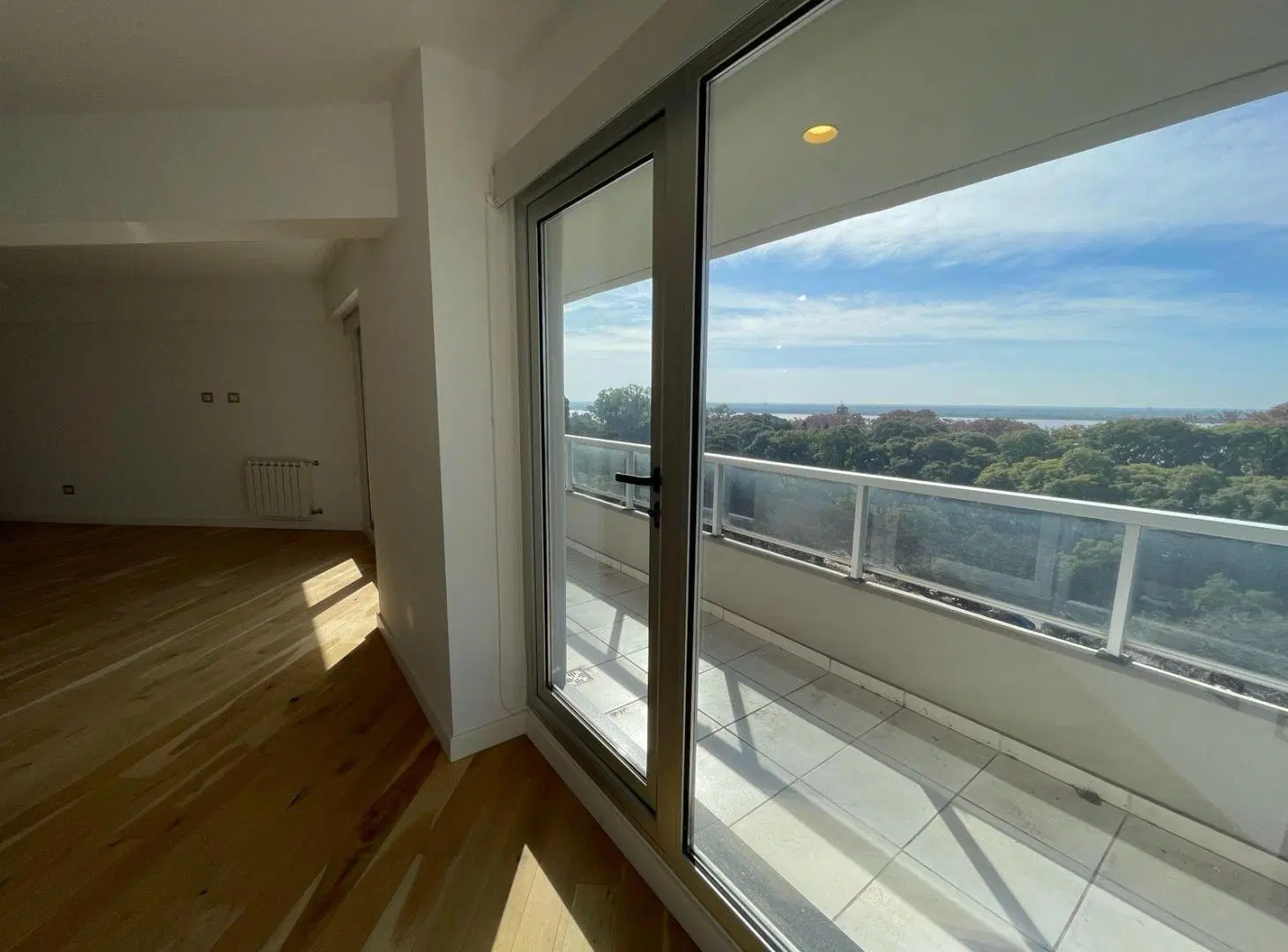 Venta Departamento 2 Dormitorios Piso Exclusivo - Barrio Martin 3
