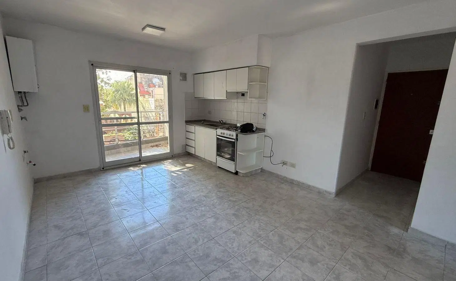 VENTA DEPARTAMENTO UN DORMITORIO CON BALCON AL FRENTE ECHESORTU 5