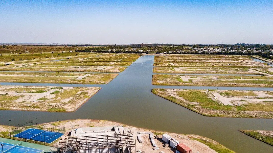 VENTA LOTE EN FUNES LAKE 2
