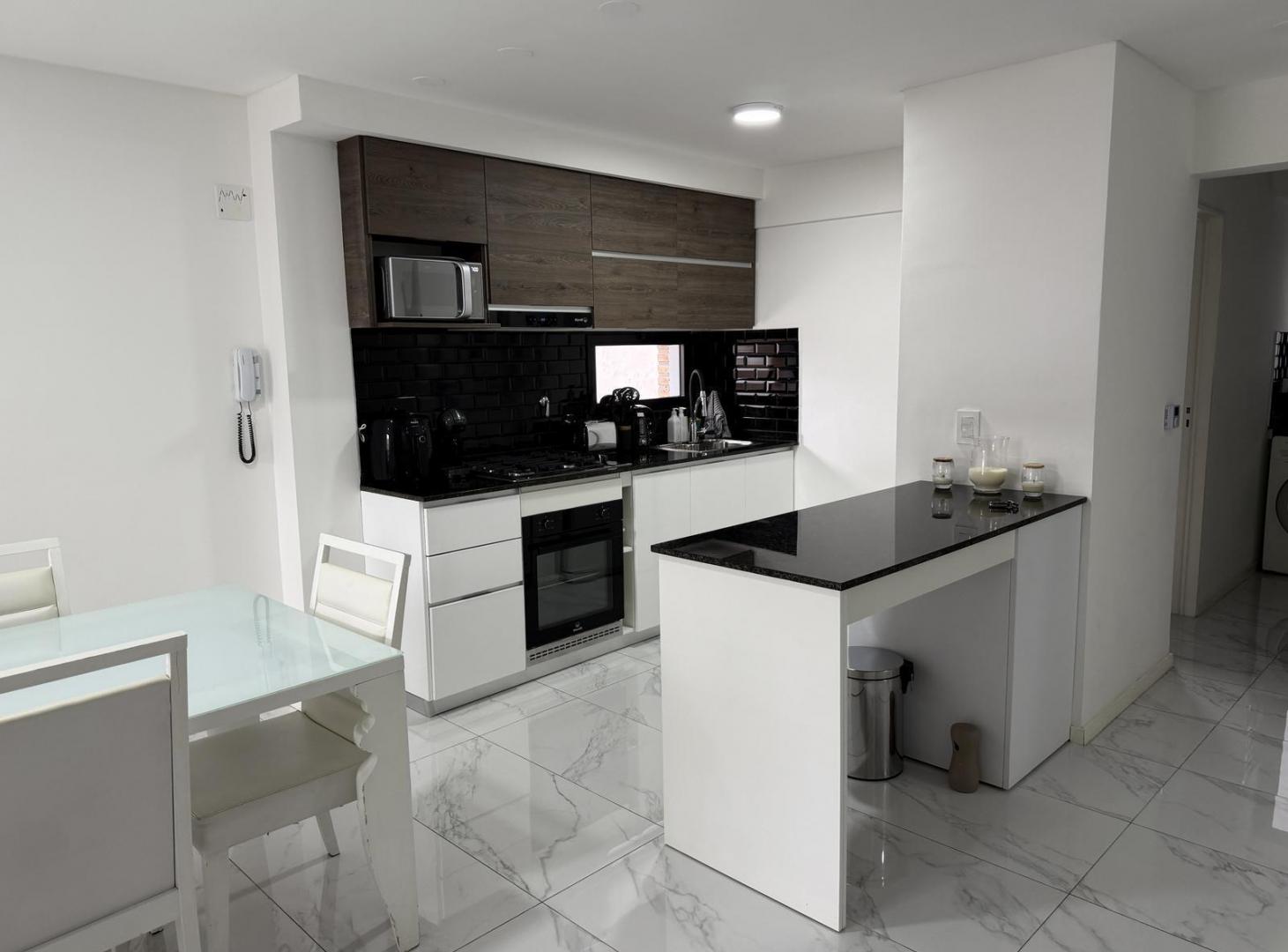 Foto de Departamento en venta 2 dormitorios + comodín - Centro, imagen 1