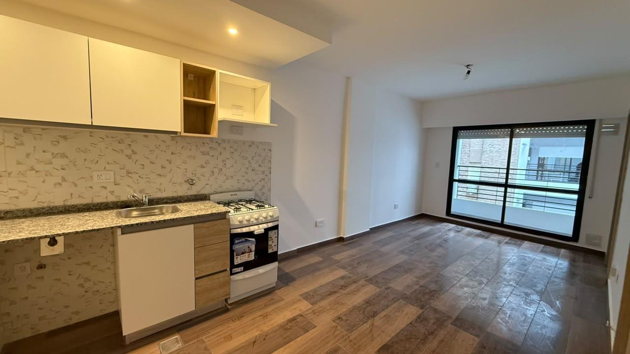 Foto de VENTA DEPARTAMENTO 1 DORMITORIO - CENTRO, imagen 1