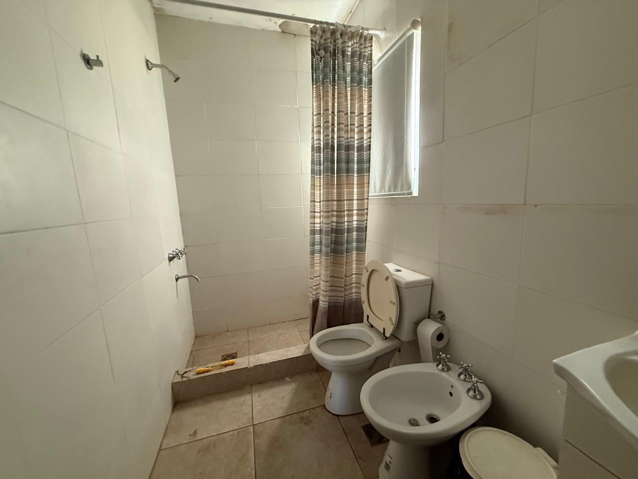Foto de CASA EN VENTA 1 DORMITORIO EN BARRIO MIRAFLORES, imagen 5