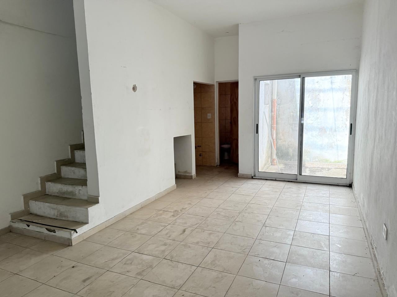 Foto de VENTA - LOCAL COMERCIAL SOBRE AV PELLEGRINI, imagen 5