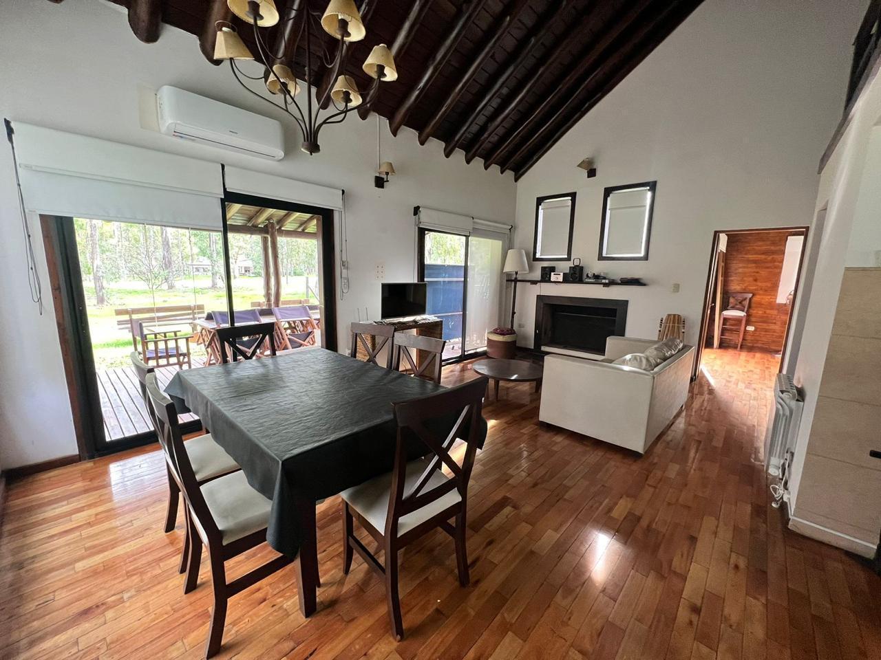 Foto de VENTA - CASA DE DOS DORMITORIOS CAMPO TIMBO LOTE AL GOLF, imagen 2