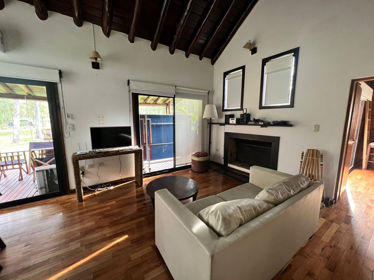 Foto de VENTA - CASA DE DOS DORMITORIOS CAMPO TIMBO LOTE AL GOLF, imagen 5