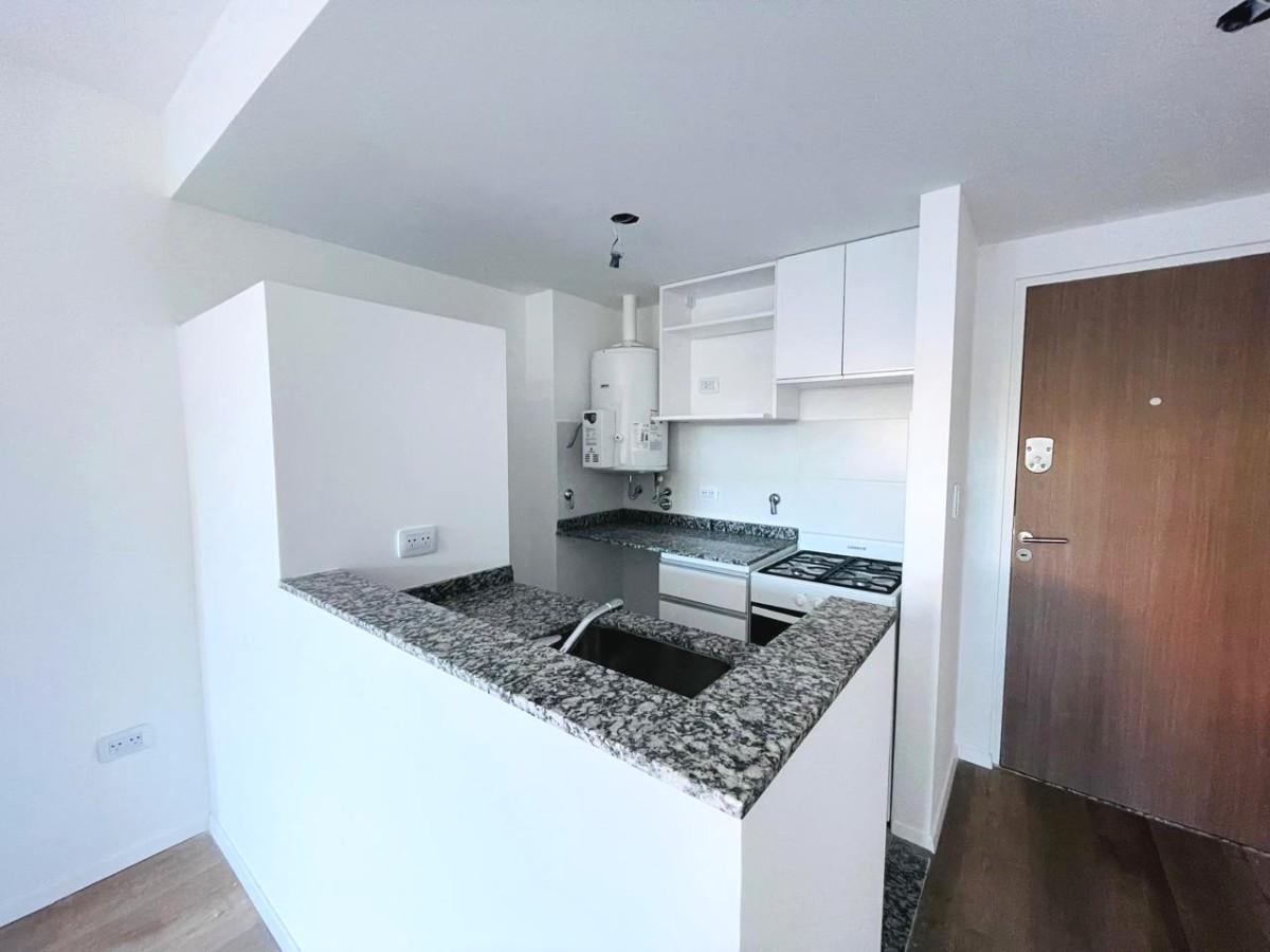 Foto de Departamento en Venta un Dormitorio con Patio - Centro Rosario, imagen 5