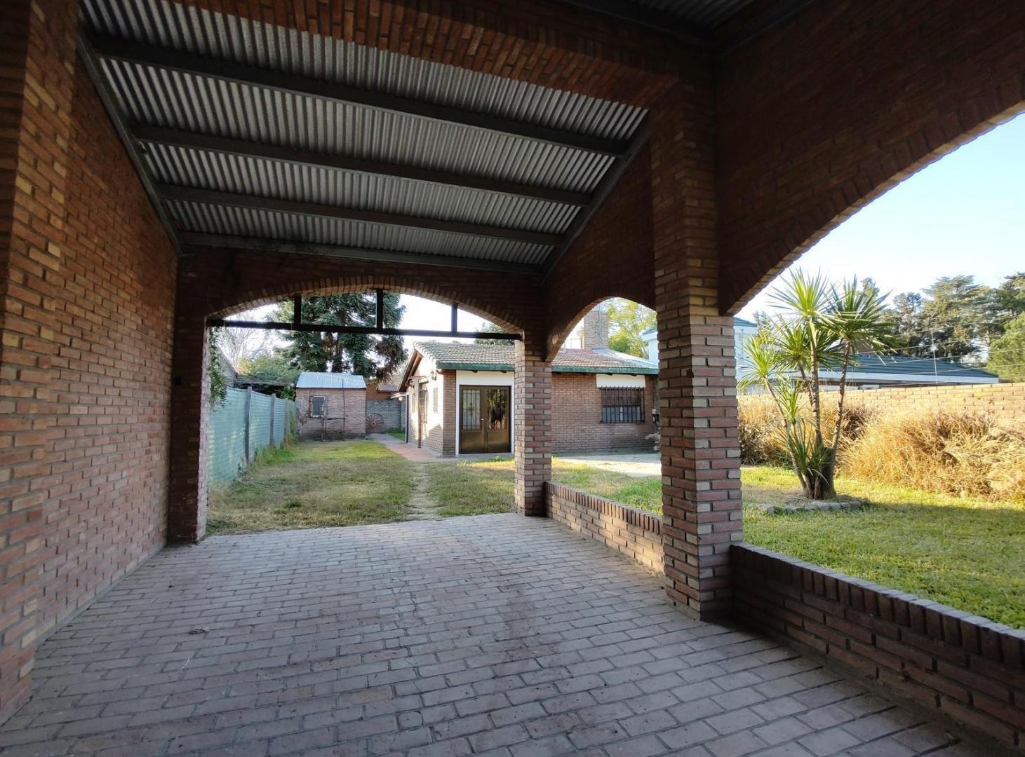 Foto de CASA EN VENTA DE 2 DORMITORIOS EN PUEBLO ESTHER A UNA CUADRA DEL RIO, imagen 4