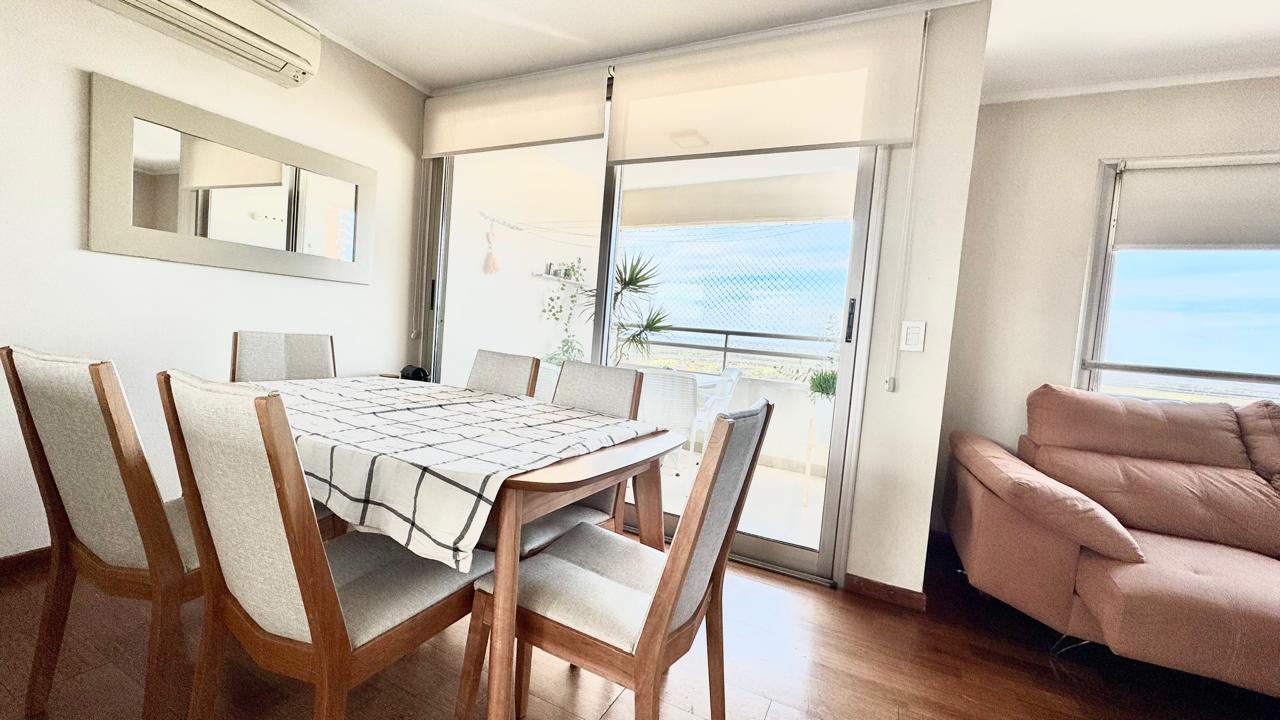 Foto de DEPARTAMENTO EN VENTA DE 2 DORMITORIOS CON VISTA FRANCA AL RÍO- PARQUE, imagen 1
