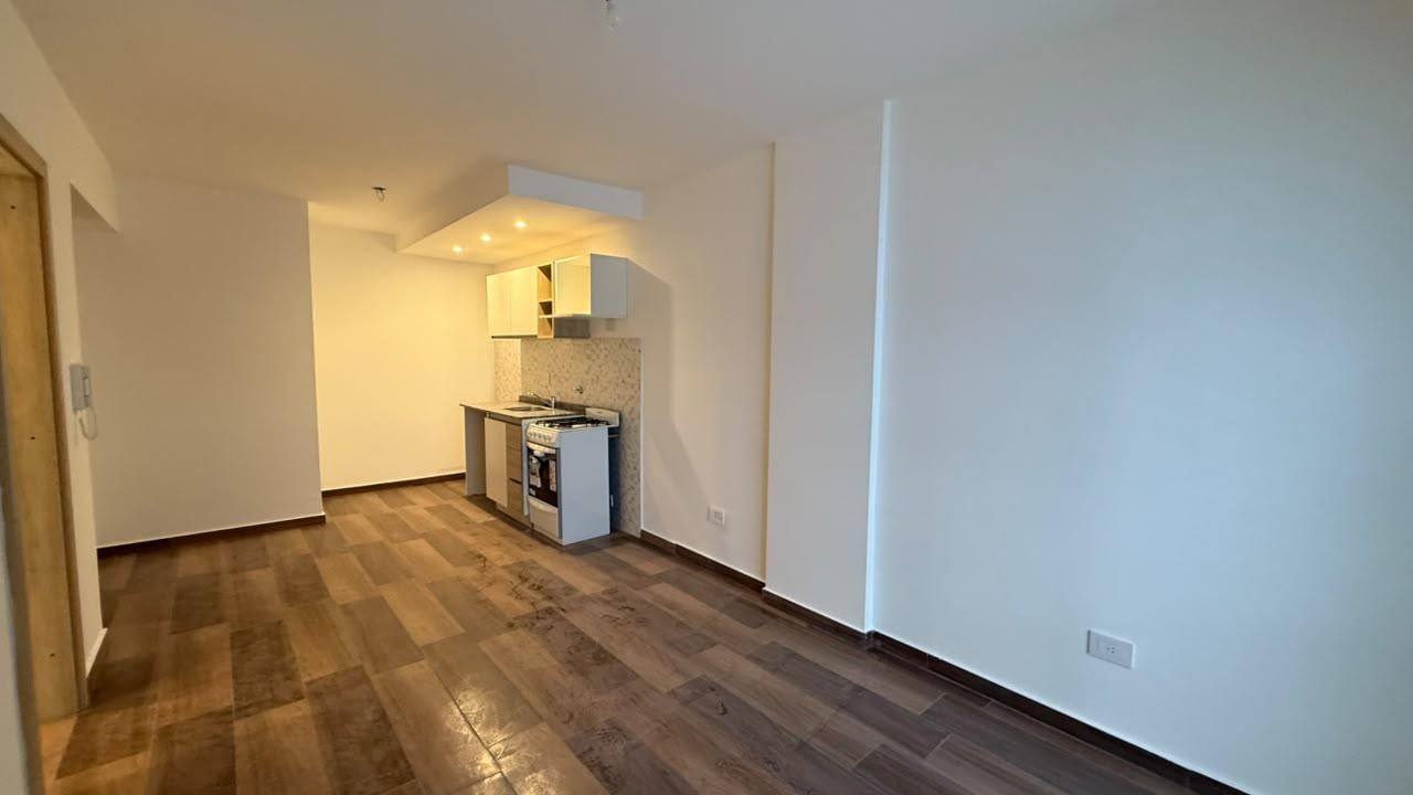 Foto de ALQUILER - DEPARTAMENTO UN DORMITORIO CENTRO, imagen 3