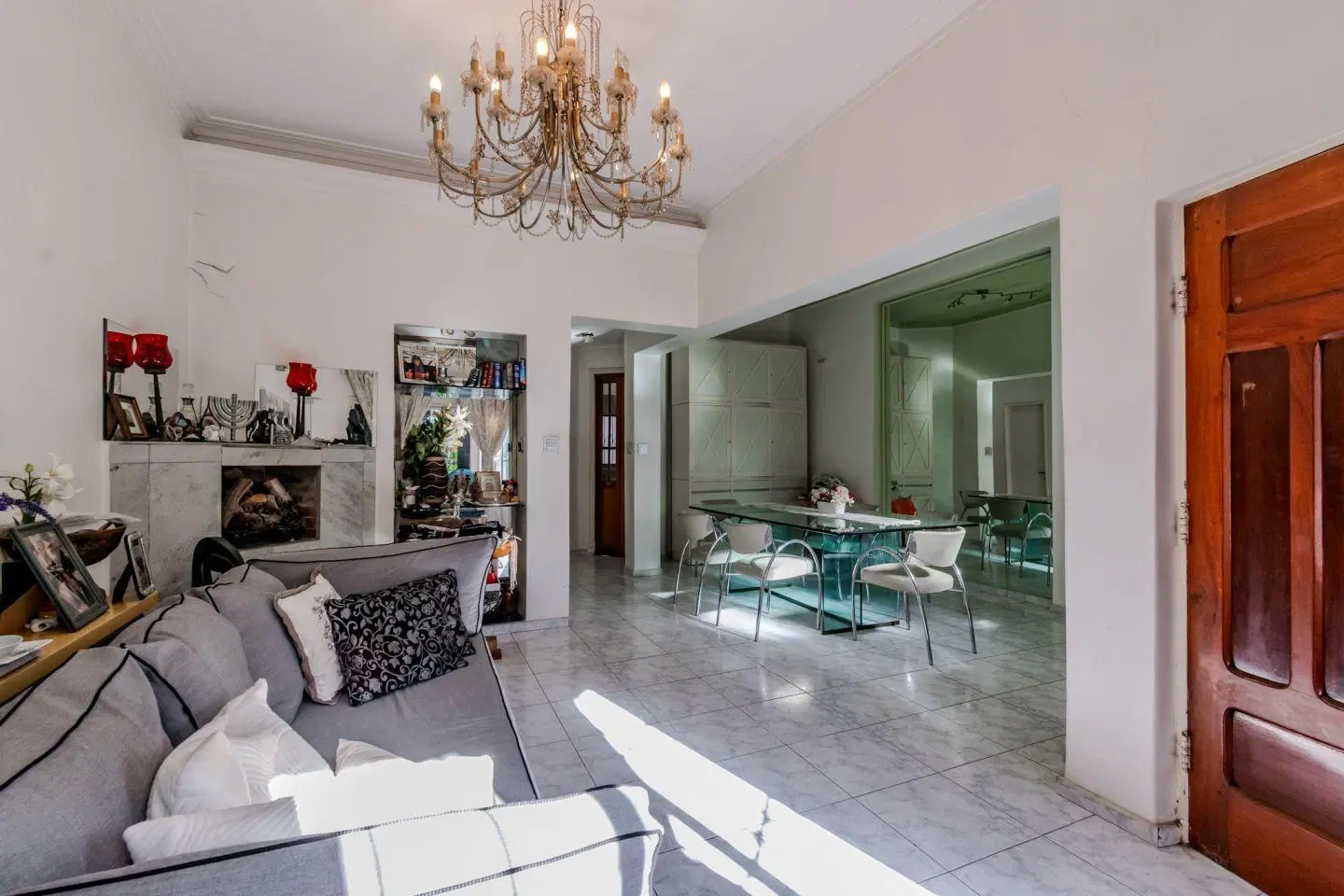Casa 7 ambientes. | Baradero al 300 1