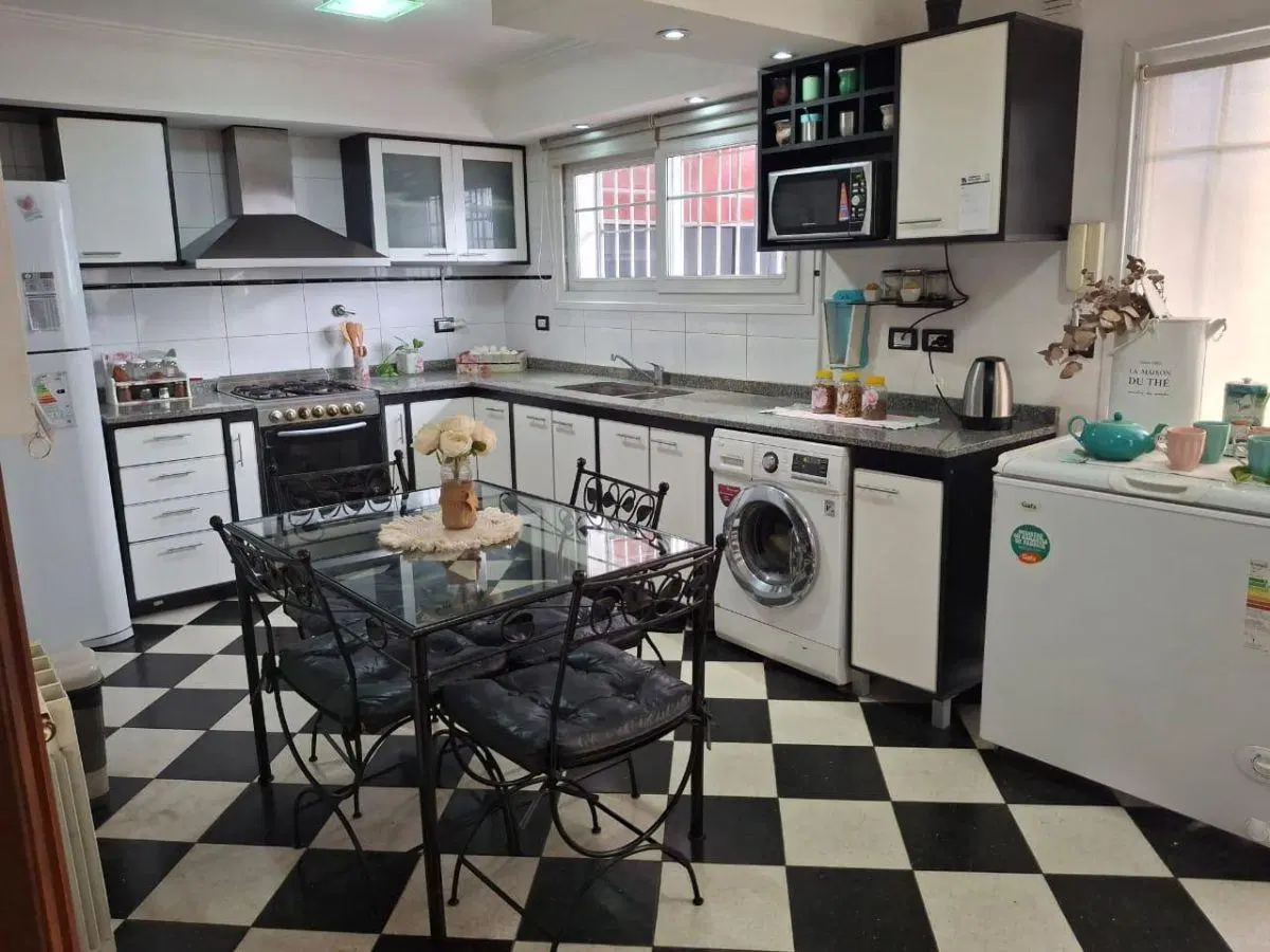 VENTA DE CASA PH AL FRENTE LA PERLA 1