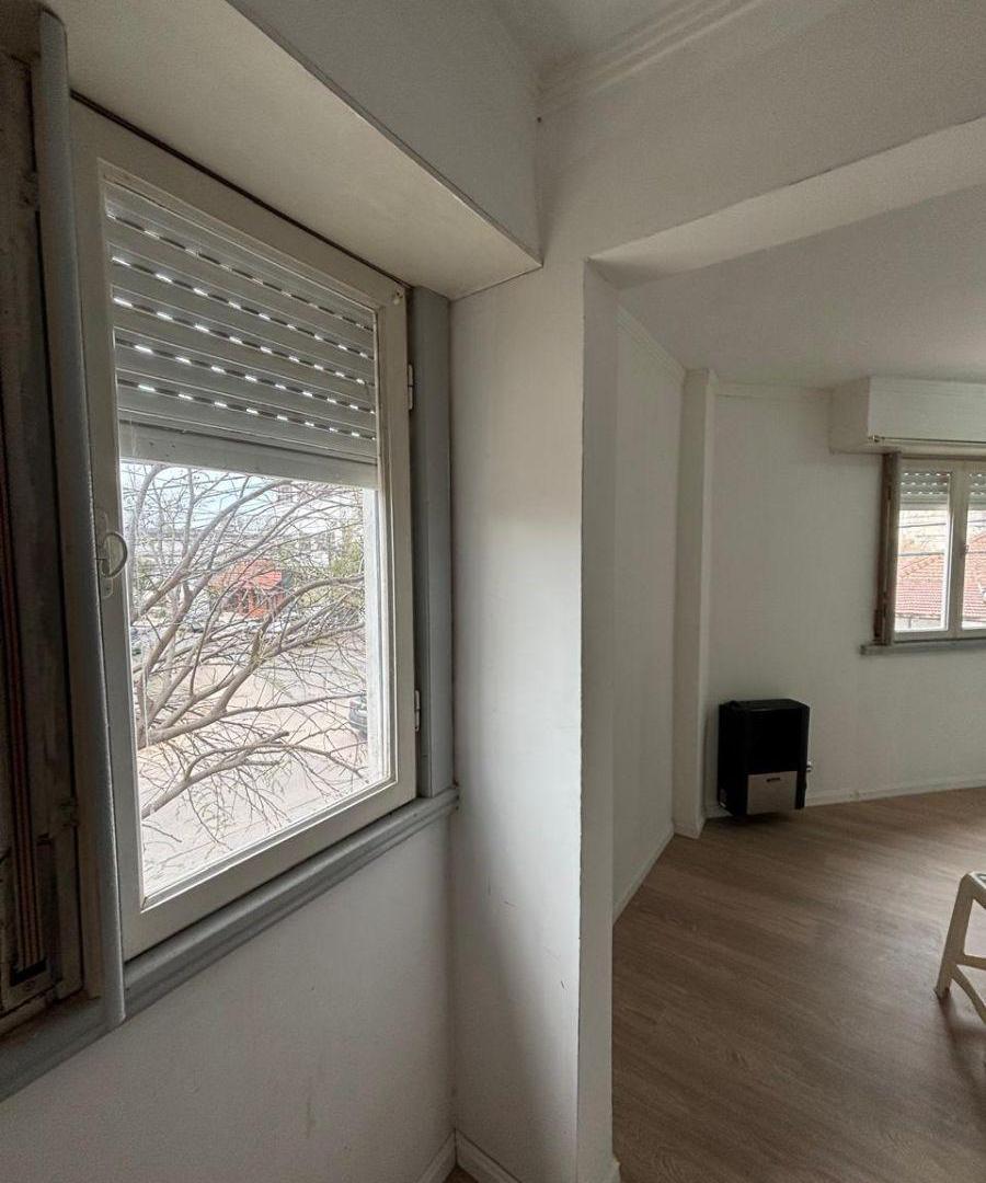 Foto de VENTA PH 2 AMB. AL FRENTE CON TERRAZA, imagen 1