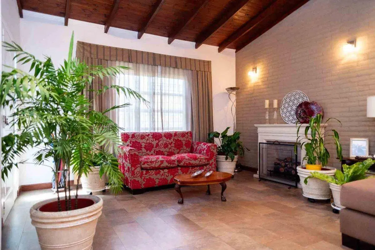 VENTA Casa Don Bosco.PILETA. 5 amb. APTA CREDITO. 4