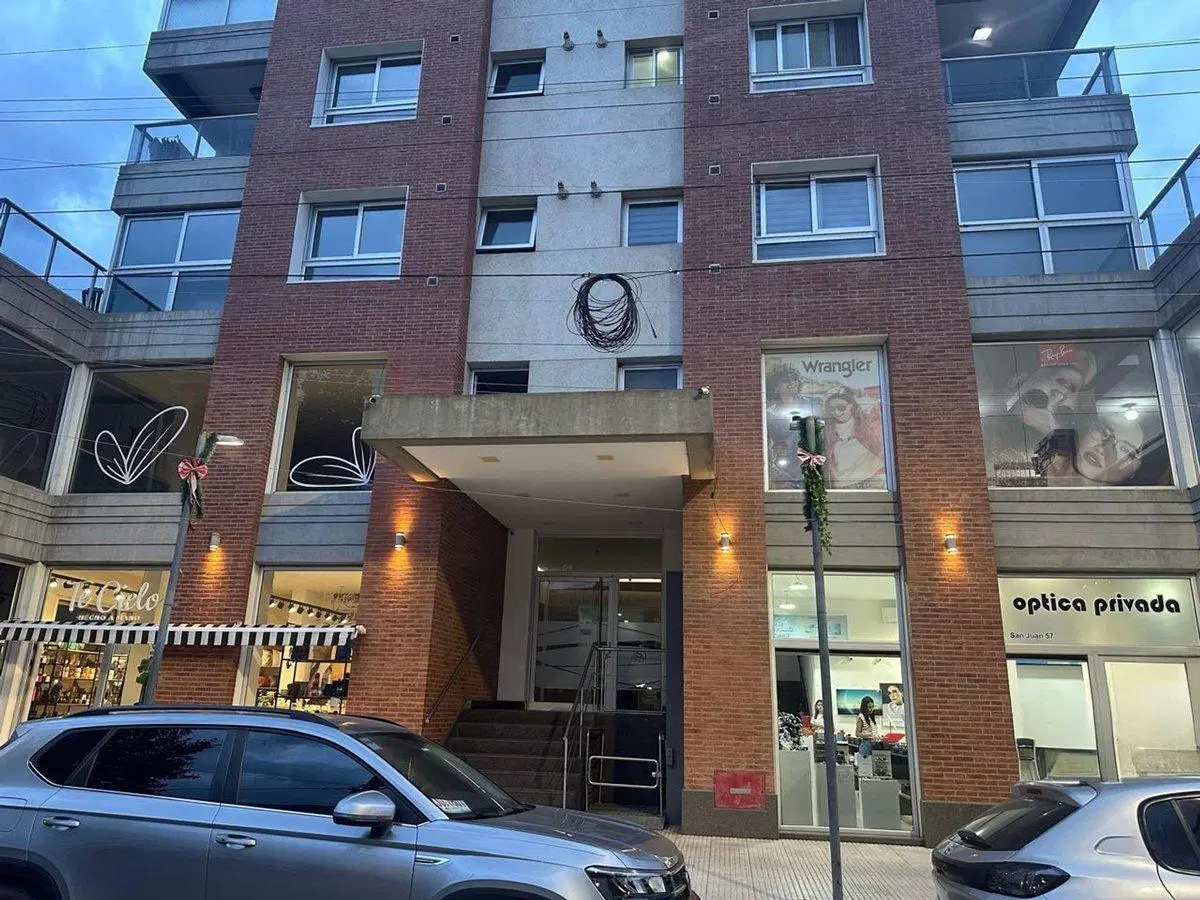 VENTA DEPARTAMENTO 3 AMB FLORENCIO VARELA 3