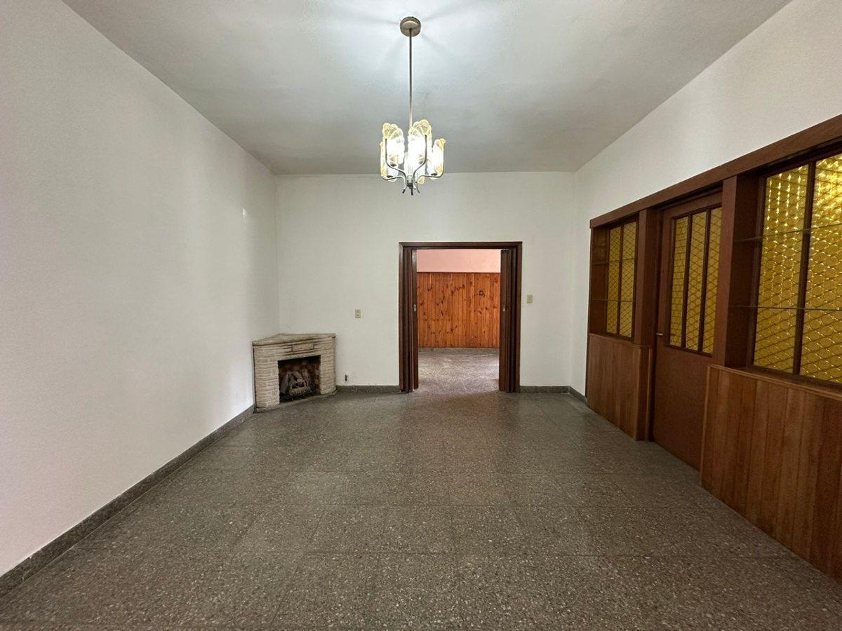 ALQUILER PH 3 AMBIENTES CON PATIO QUILMES OESTE