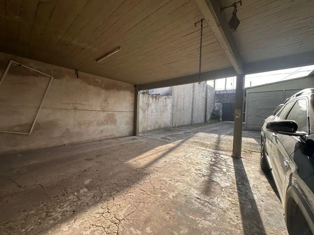 VENTA LOTE CON LOCAL EN QUILMES OESTE 2