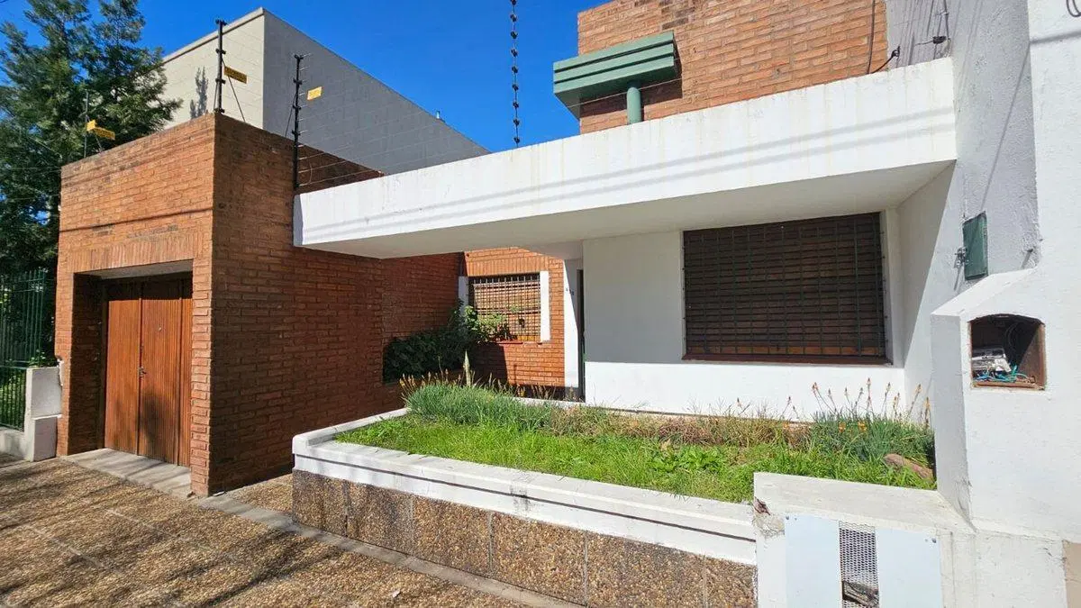 VENTA CASA 3 AMBIENTES QUILMES CENTRO 3