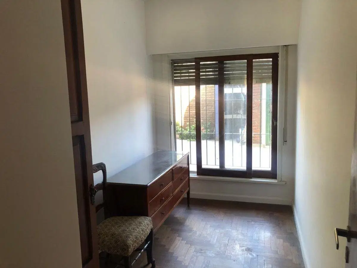 ALQUILER DE CASA 4 AMB COCHERA Y PATIO - QUILMES 2