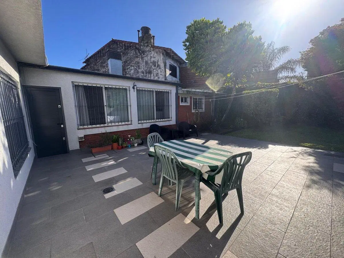 VENTA CASA 4 AMBIENTES EZPELETA 5