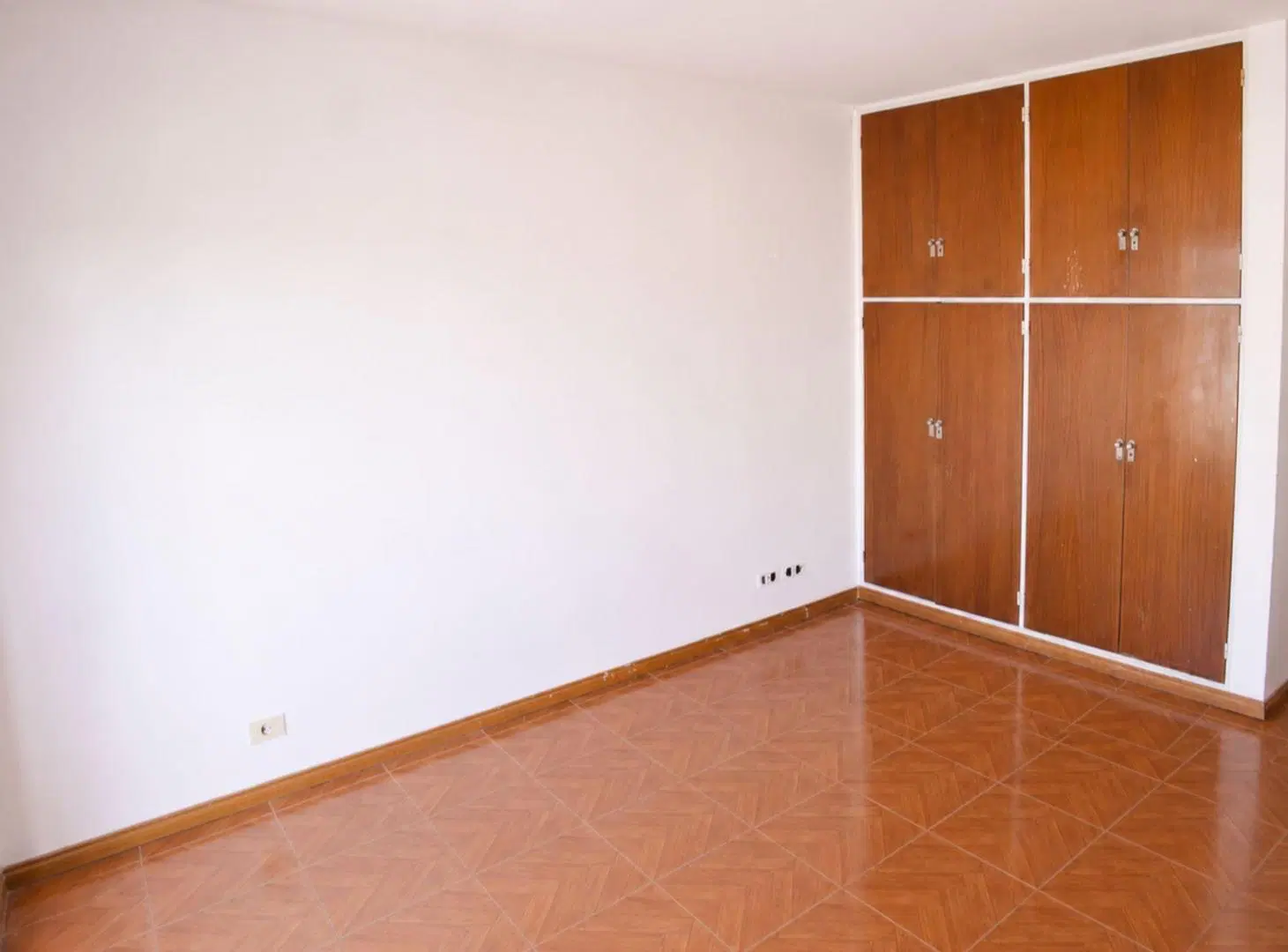 VENTA DETPO 4 AMBIENTES CON COCHERA 3