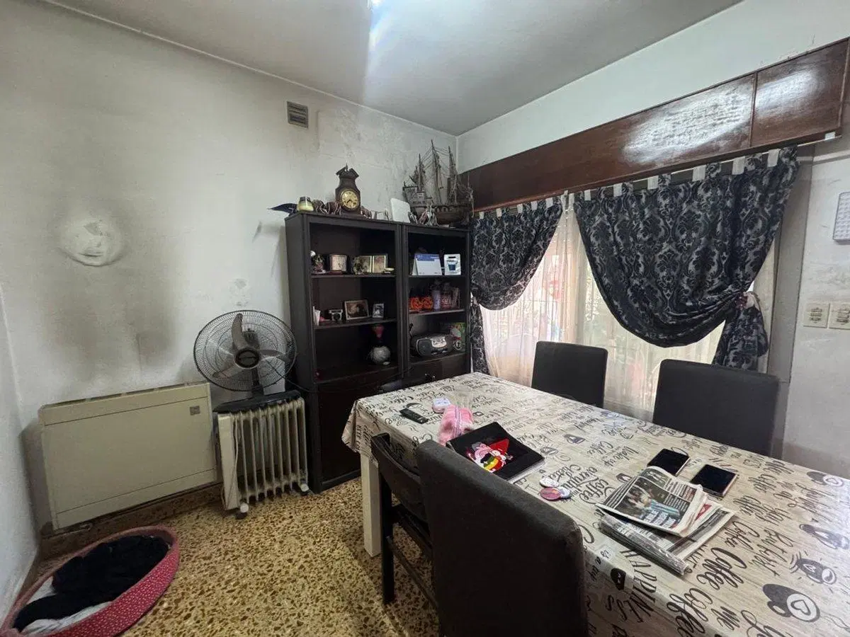 Casa en venta Berazategui 4 ambientes 2