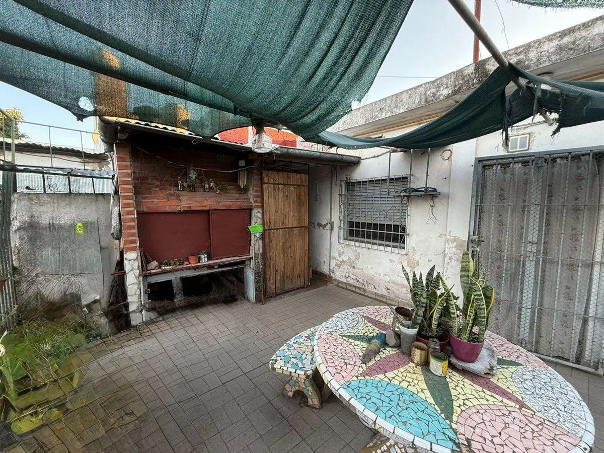 Vende casa en Berazategui 4