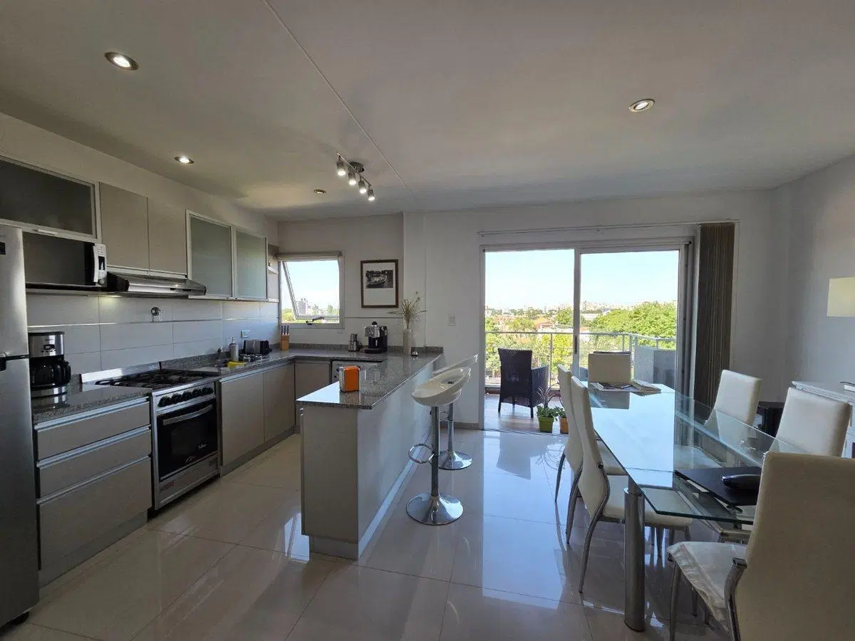 VENTA DEPARTAMENTO 3 AMB. DOBLE COCHERA QUILMES 3