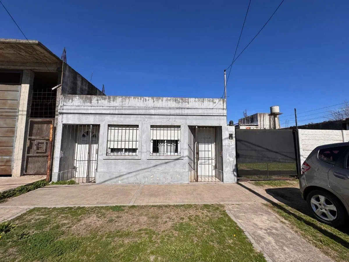 venta de lote 450 mts2 con vivienda en Quilmes 2