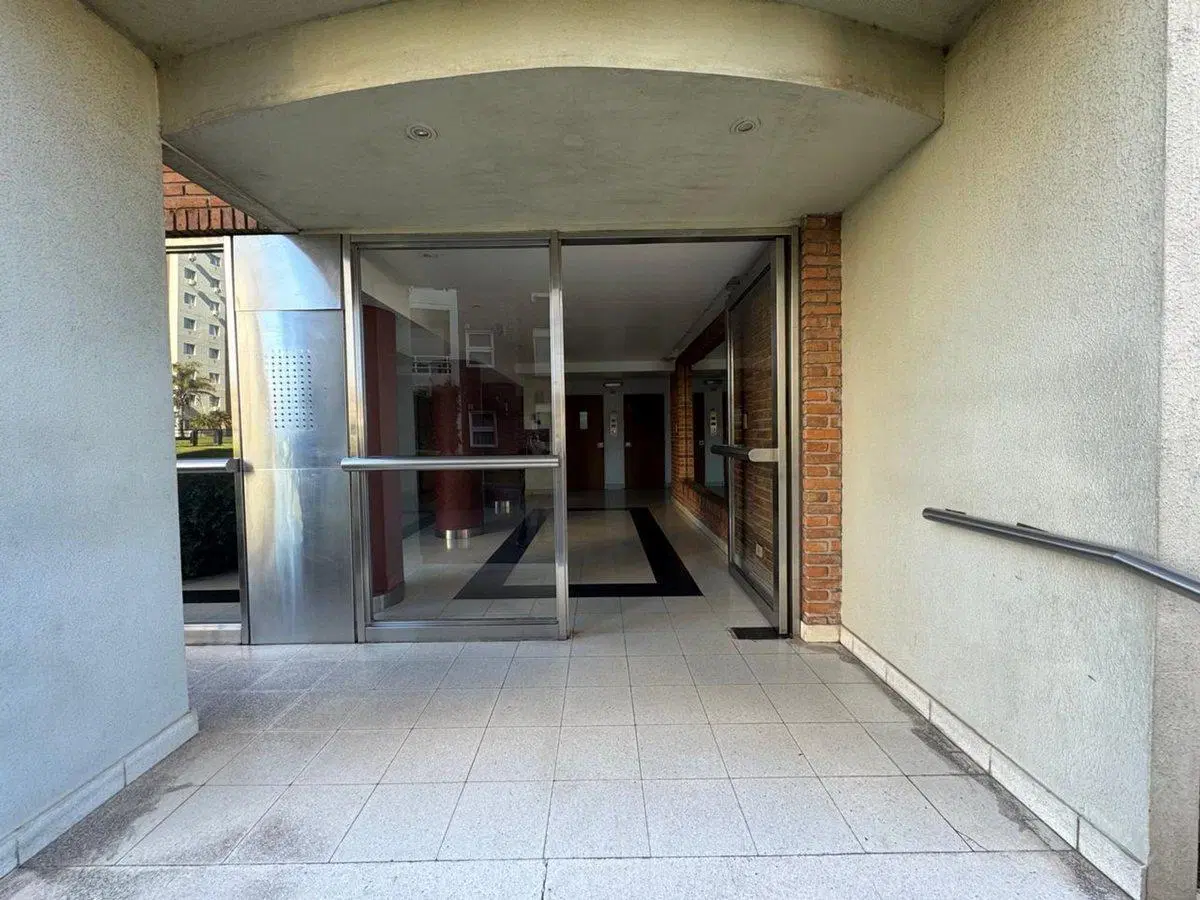 Departamento en venta 3 ambientes cochera bernal 4