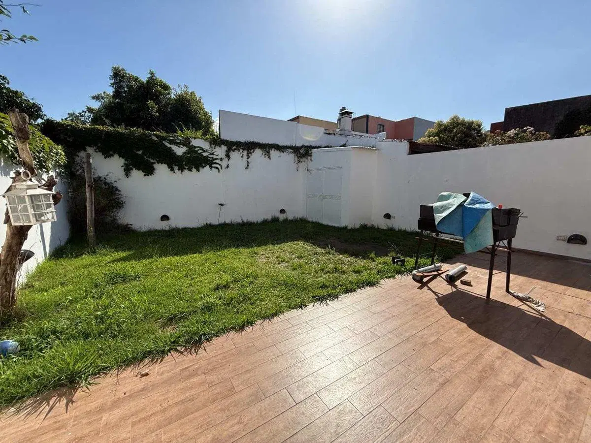 VENTA CENTRO DE SALUD 5