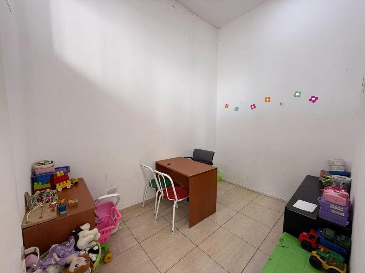 VENTA CENTRO DE SALUD 3