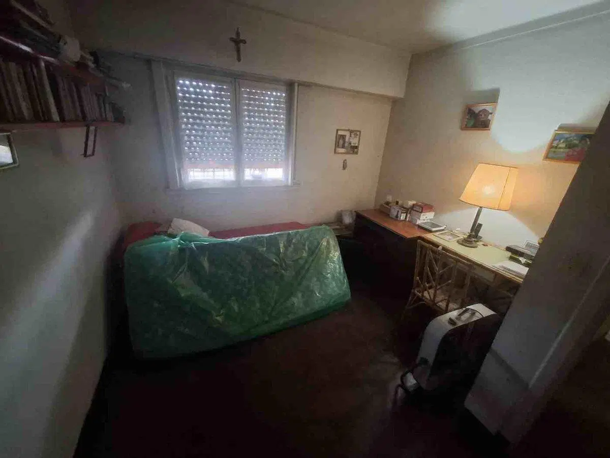 Casa Quilmes Oeste. cuatro amb. con Garaje y Patio 3