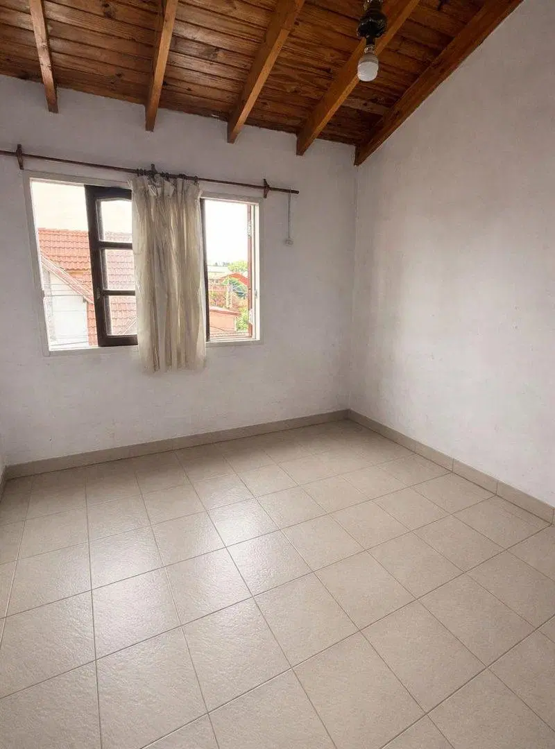 SE VENDE DEPARTAMENTO EN BERAZATEGUI 3