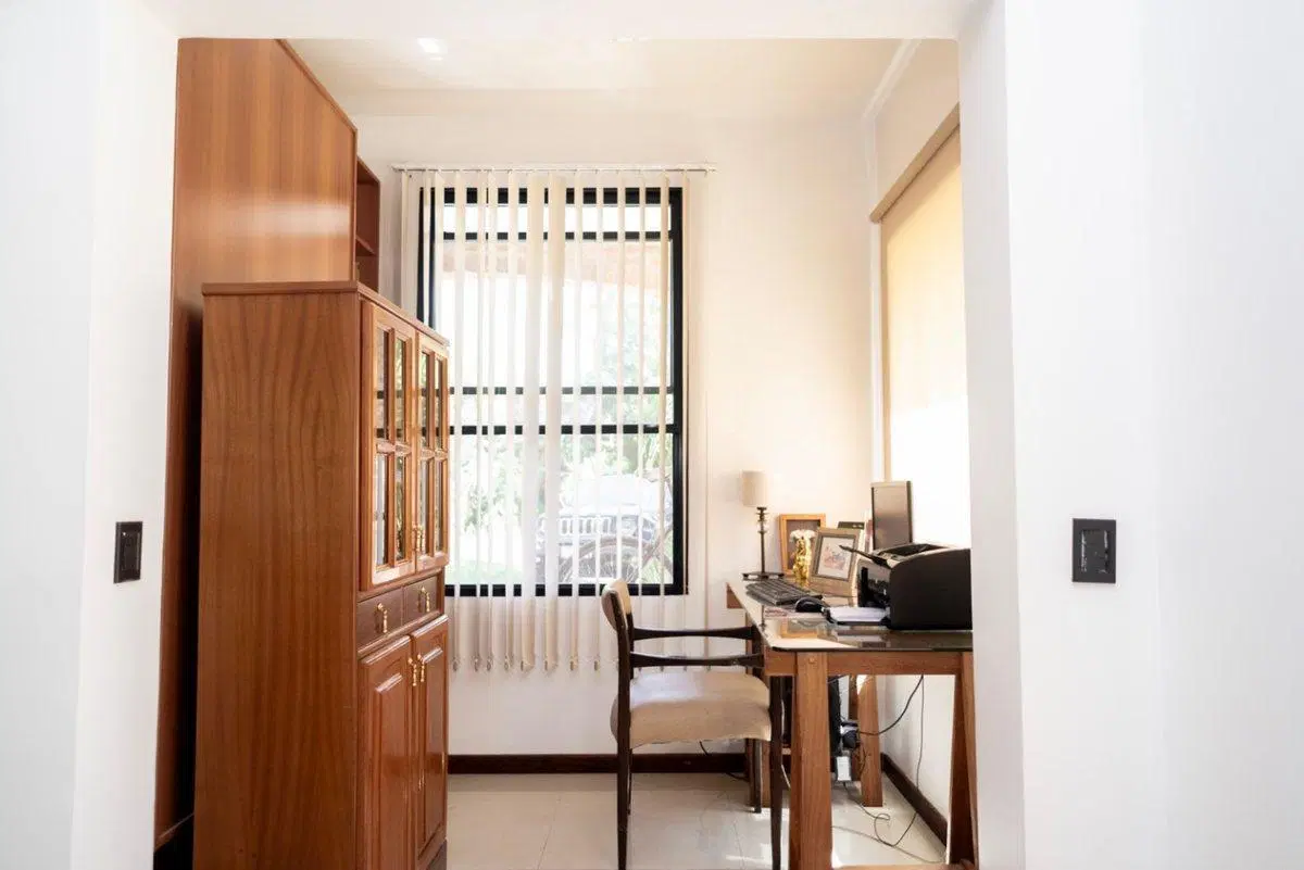 VENTA CASA 5 AMBIENTES CLUB EL CARMEN 3