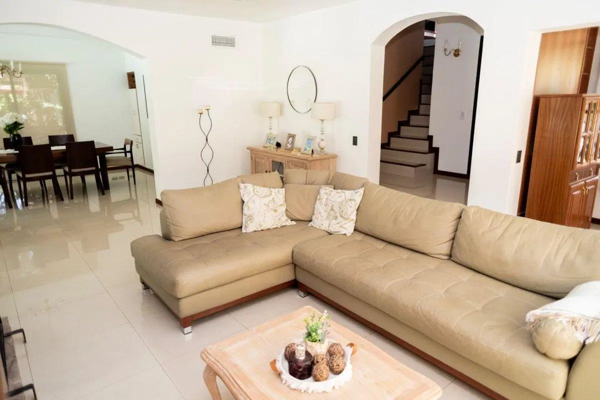 VENTA CASA 5 AMBIENTES CLUB EL CARMEN 5