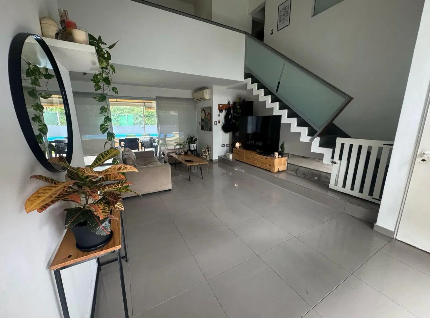 VENTA CASA 4 AMB CON PILETA EL CARMENCITO 3