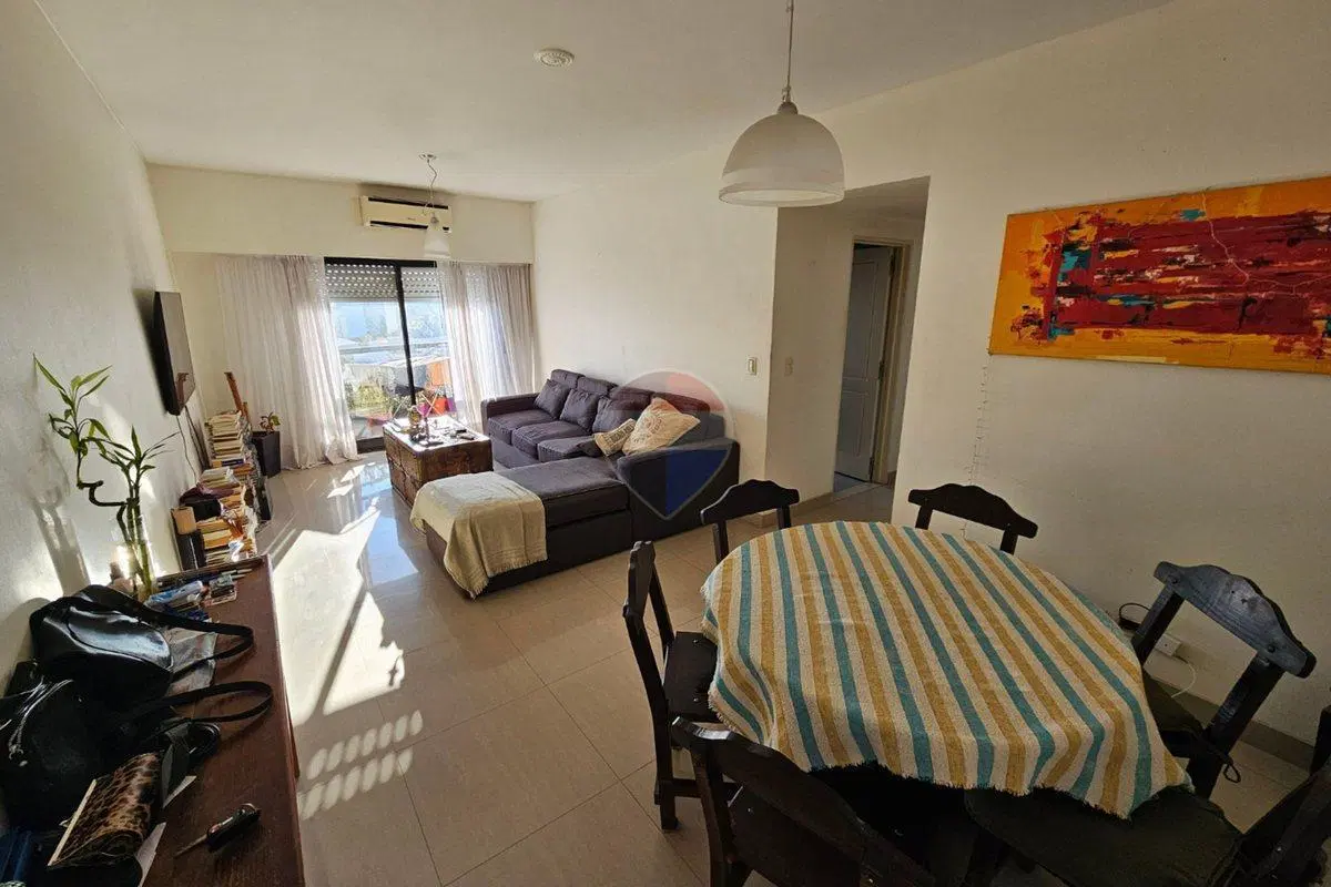 VENTA DEPARTAMENTO 3 AMBIENTES CON BALCÓN, COCHERA 3