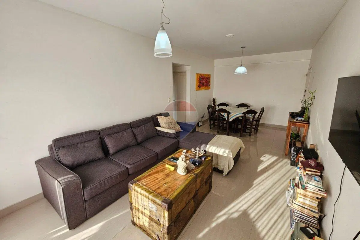 VENTA DEPARTAMENTO 3 AMBIENTES CON BALCÓN, COCHERA 2