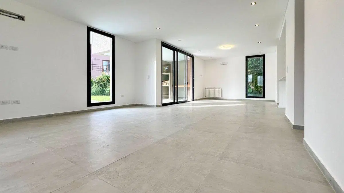 VENTA CASA 4 AMBIENTES FINCAS DE HUDSON 4