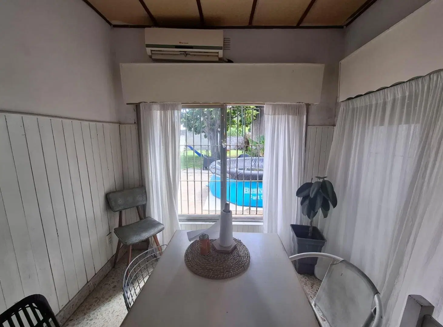 VENTA CASA 3 AMBIENTES COCHERA VARELA 5