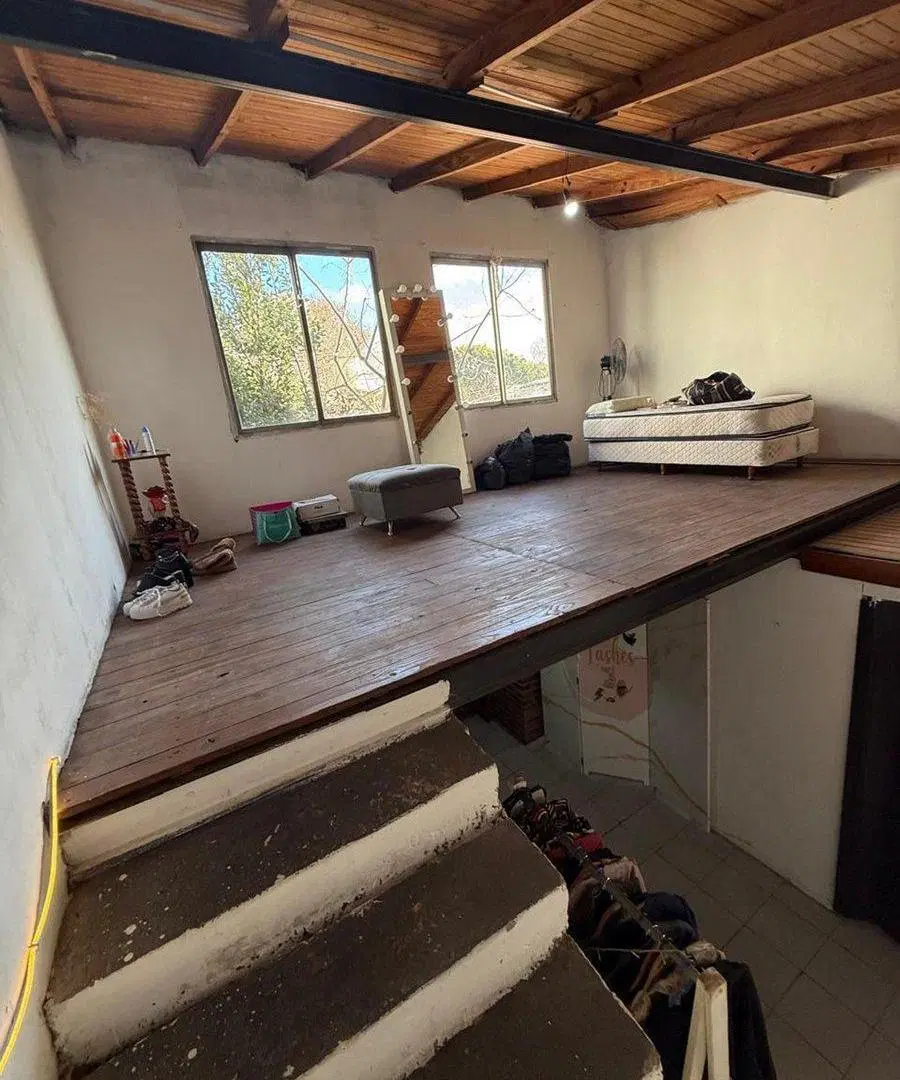 SE VENDE CASA CON LOCAL EN QUILMES 2