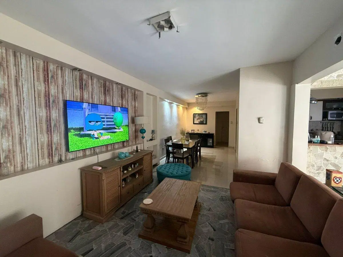 VENTA DE CASA DE 4 AMBIENTES EN BERAZATEGUI 8