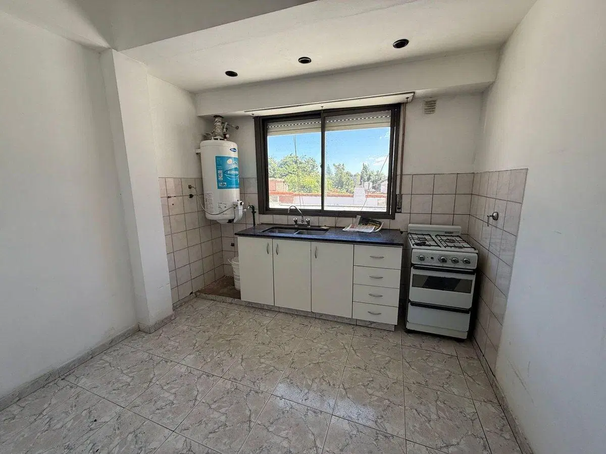Alquiler Departamento 3 ambientes en Bernal 5