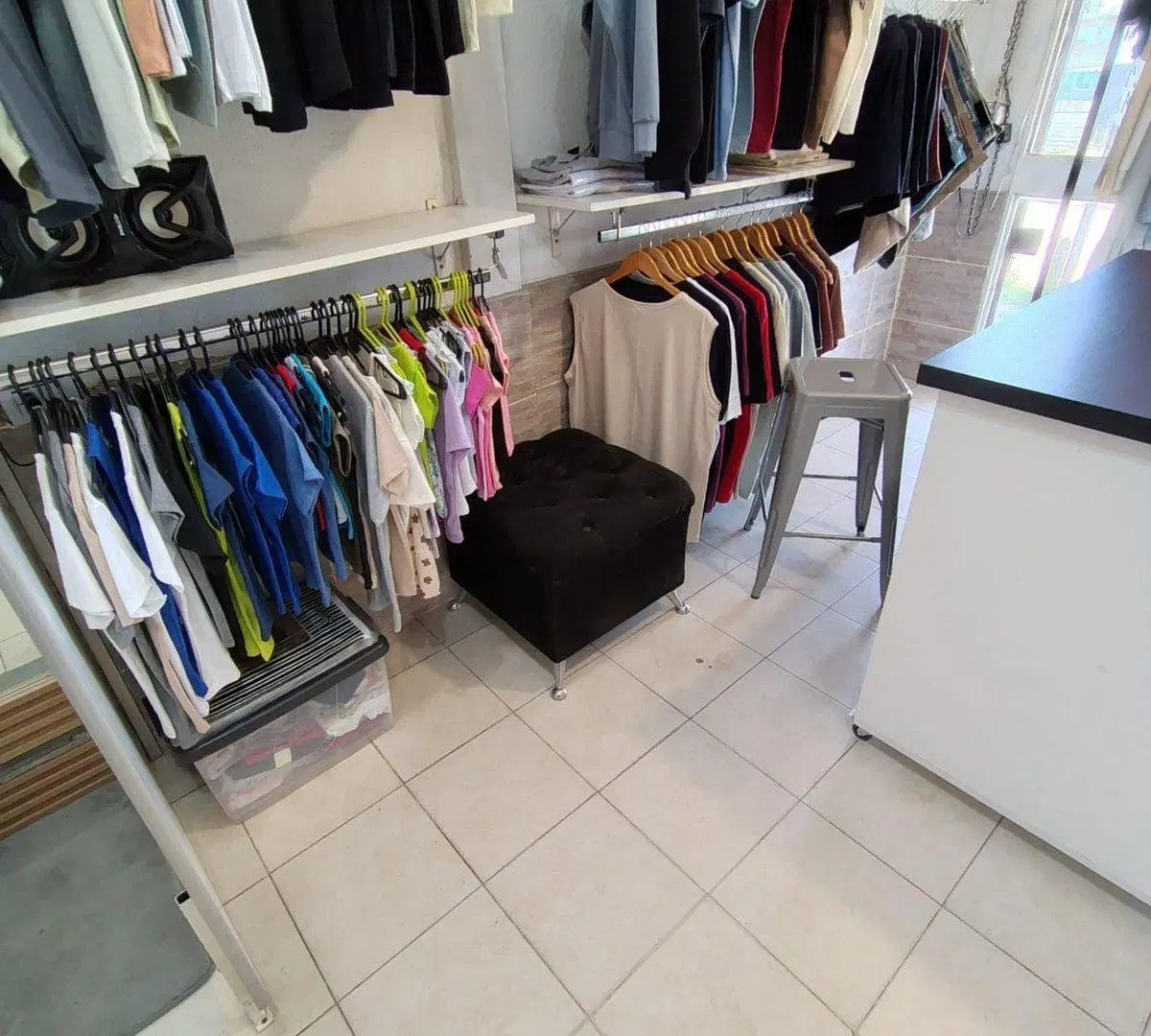 Local a la venta -  Varela 5