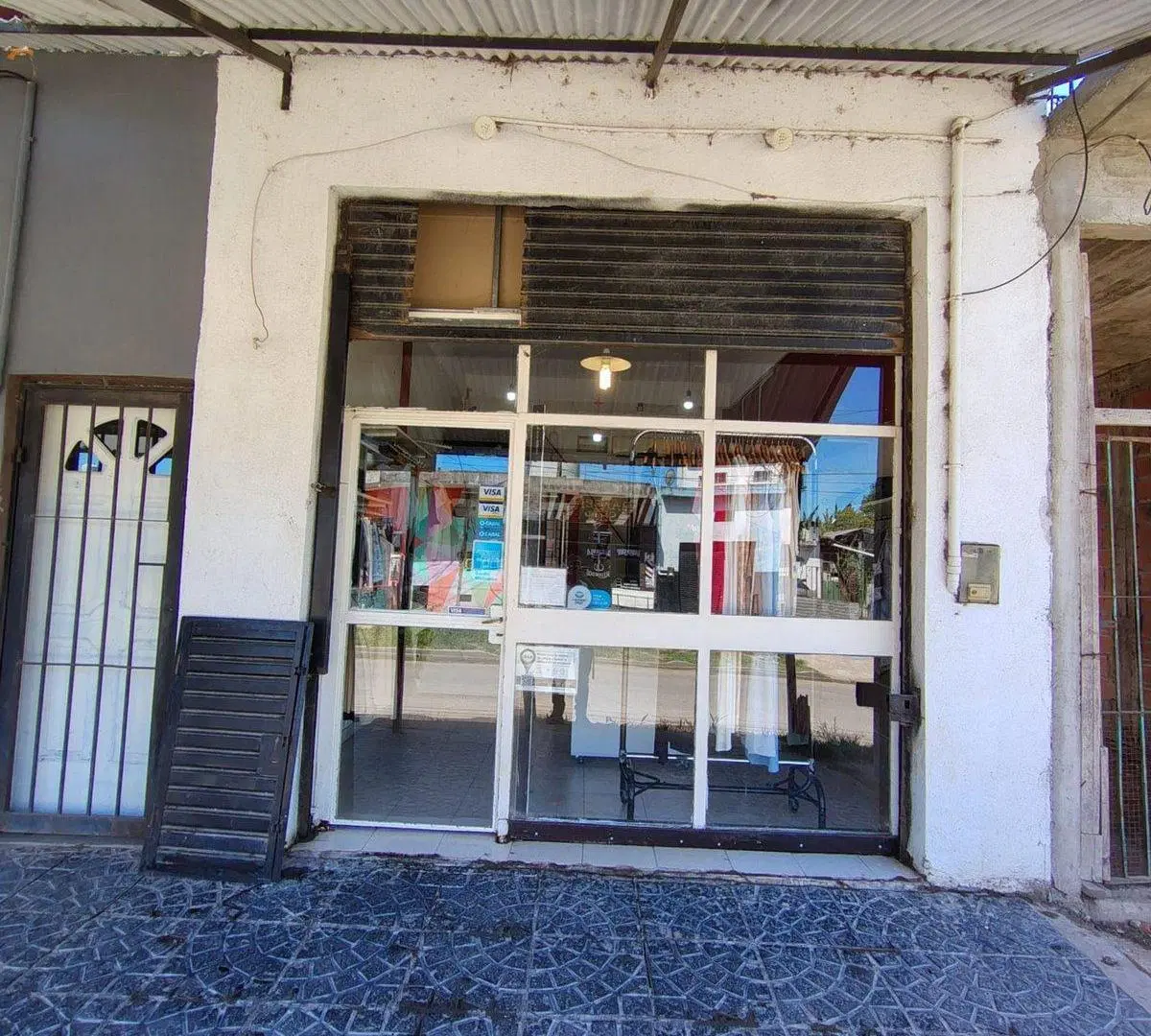 Local a la venta -  Varela 2