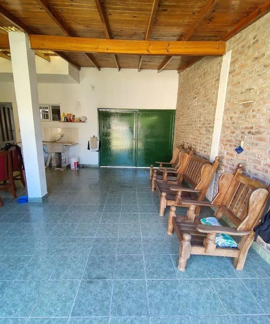 VENTA DE CASA CON LOTE - DEPARTAMENTO A TERMINAR- 3
