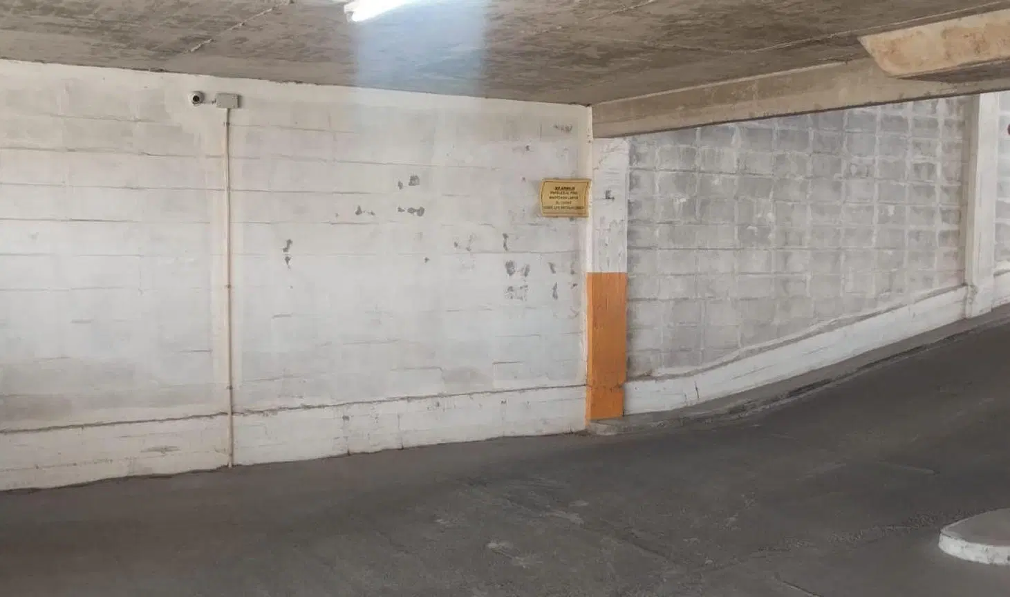 Venta de Cochera Cubierta en Excelente Ubicaciòn 3