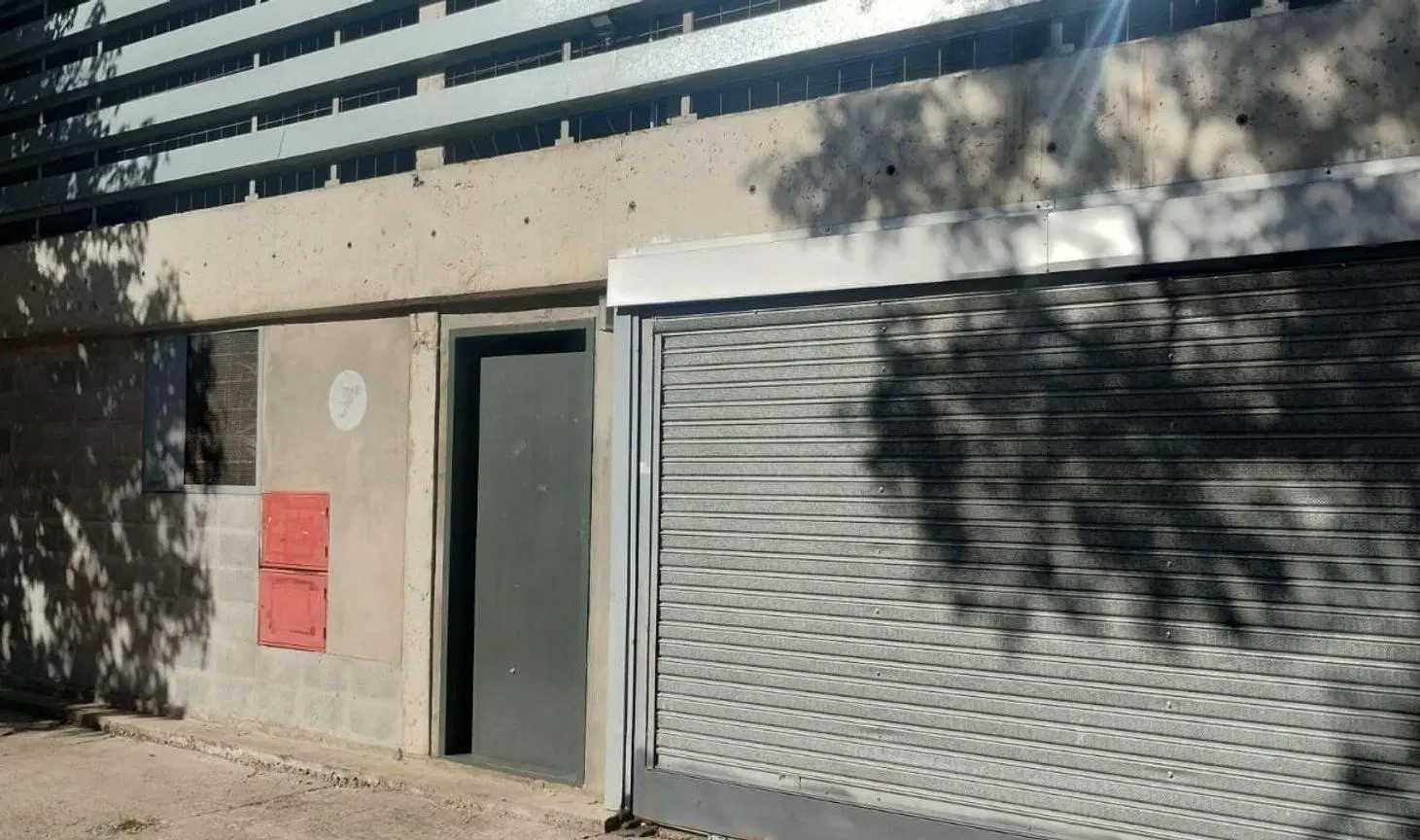 Venta de Cochera Cubierta en Quilmes Centro 3
