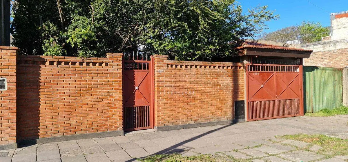 VENTA CASA 5 AMBIENTE COCHERA CUBIERTA WILDE 3